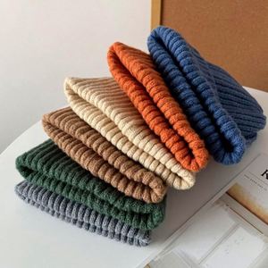 Wholesale Knitted <b>Hats</b> <b>Winter</b> Women's Woolen <b>Hat</b> Thickened Warm Knitted Fashion Beanies <b>Hat</b> for Unisex - Product Image 2