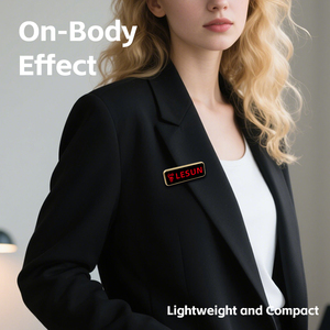 Bán buôn <span class=keywords><strong>LED</strong></span> sáng huy hiệu ngực biểu tượng tùy chỉnh kinh doanh phù hiệu xách tay hiển thị kỹ thuật số dấu hiệu - Product Image 6