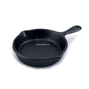 <span class=keywords><strong>Mini</strong></span> <span class=keywords><strong>plat</strong></span> de cuisson en fonte pré-assaisonné, <span class=keywords><strong>plat</strong></span> de service, poêle <span class=keywords><strong>à</strong></span> frire avec base en bois, poêle <span class=keywords><strong>à</strong></span> griller en fonte - Product Image 5