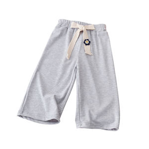 <span class=keywords><strong>Pantaloni</strong></span> estivi a gamba larga da ragazza in seta di ghiaccio, <span class=keywords><strong>pantaloni</strong></span> corti per bambini - Product Image 3