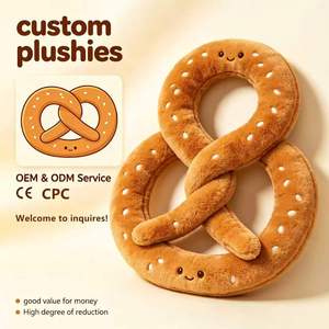 Coussin en peluche personnalisé en coton PP de qualité supérieure, 30 cm, doux, en forme de bretzel, certifié CE, pour décoration de boulangerie, directement de l'usine - Product Image 1