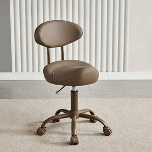 Tabouret de salon en cuir marron réglable avec dossier roulant, siège hydraulique et repose-pieds pour studio de beauté et poste de barbier - Product Image 1