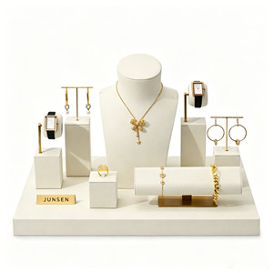 JUNSEN Espositori di Lusso per Gioielli: Set Beige per Orologi, Bracciali, Orecchini e Collane - Prodotto in Cina con Servizio di Realizzazione Stampi e Campioni - Product Image 4