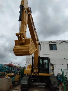Excavatrice sur chenilles Caterpillar 330D/330D2L d'occasion, 30 tonnes, avec moteur et pompe, capacité de la benne de 1,5 m³, excellent état - Product Image 4