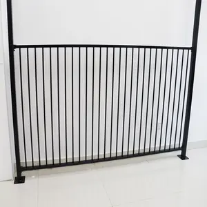 Düz üst galvanizli çelik süs tozu kaplanmış metal çit düz üst Metal çit düz üst çit paneli