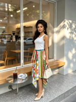Ensemble deux pièces jupe longue asymétrique élégante pour femme, style imprimé au dos, sans manches, collection été 2026
