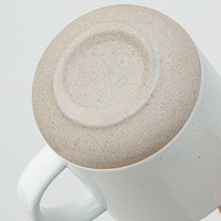 Mug en céramique de grès de 480 ml (16 oz) avec logo gravé au laser pour le petit-déjeuner à la maison, idéal pour le lait, le café, ou comme cadeau