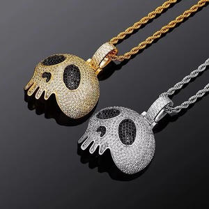 Collier pendentif hip-hop en moissanite de bonne qualité pour hommes et femmes, idéal pour les soirées en club et les événements, disponible à la vente - Product Image 4