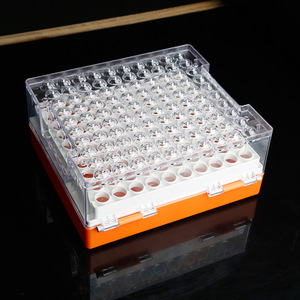 Caja de Almacenamiento de Muestras de Laboratorio con 96 Pocillos y Tapa para Uso en Refrigeración Médica - Product Image 1