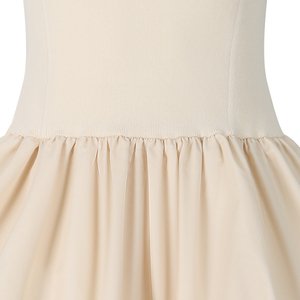 2026 yeni kare boyun kolsuz askı elbise kabarık Hem tasarım kadın örme kısa örme elbise - Product Image 3