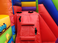 Château gonflable géant à thème blocs de construction avec toboggan pour enfants, idéal pour les fêtes et la location – PVC, vente chaude
