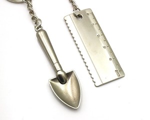 Regalo Promocional, Llavero de Plata de Alta Calidad con Regla, Tijeras y Cinta Métrica, Modelo en Miniatura de Metal - Product Image 2