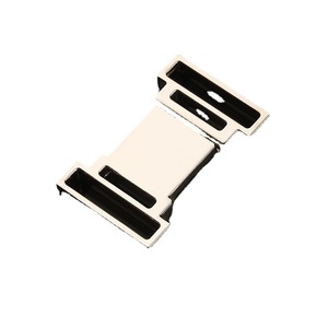 Hebilla Metálica Q179 20 de Seguridad de Aleación de Zinc para Bolsos y Mochilas, Colección Primavera 2022 - Product Image 4