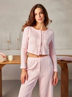 Nouvel ensemble décontracté rose en maille pour femme, idéal pour le printemps et l'automne : haut court à boutons et pantalon large à taille élastique, parfait pour la détente et le sommeil.