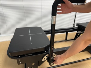 Equipo de fitness extra grande Máquina de reformador de Pilates comercial Core Pilates Reformer a la venta - Product Image 4