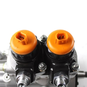 Pompe à injection de carburant HongWang 094000-0581 pour excavateur PC650-8/PC600-8/PC700-8 avec garantie d'un an - Product Image 3