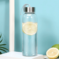 Bouteille d'eau sans BPA en plastique, gobelet à jus de fruits sportif avec couvercle en métal
