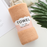 Serviettes très absorbantes en velours corail en microfibre Serviettes de bain de sport multicolores avec bande de papier personnalisée