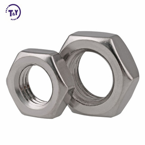 M6 M8 M10 M12 M16 ASTM Din 555 DIN934 DIN439 DIN936 UNI5587 Écrous hexagonaux en acier inoxydable à filetage fin - Product Image 6