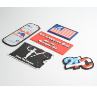 Écussons 3D en PVC souple moulés sur mesure, motifs alphabet et floraux pour vestes en jean et chapeaux, badges logo en caoutchouc avec fixation auto-agrippante