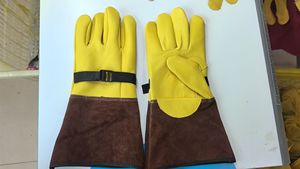 Luvas de trabalho de proteção elétrica Lineman de couro de cabra branco para uso com luvas de borracha isoladas para eletricista de trabalho utilitário - Product Image 2