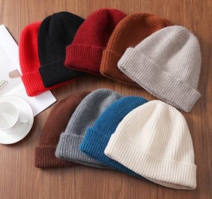 Bonnets de 60 couleurs avec logo personnalisé <span class=keywords><strong>en</strong></span> acrylique et <span class=keywords><strong>laine</strong></span> Chapeau d'hiver pour l'extérieur <span class=keywords><strong>Bonnet</strong></span> tricoté pour femmes - Product Image 5
