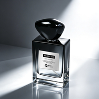 Flacon de parfum carré en verre de 50 ml avec pulvérisateur à brume fine, couvercle personnalisé, impression sérigraphique, emballage cosmétique avec boîte