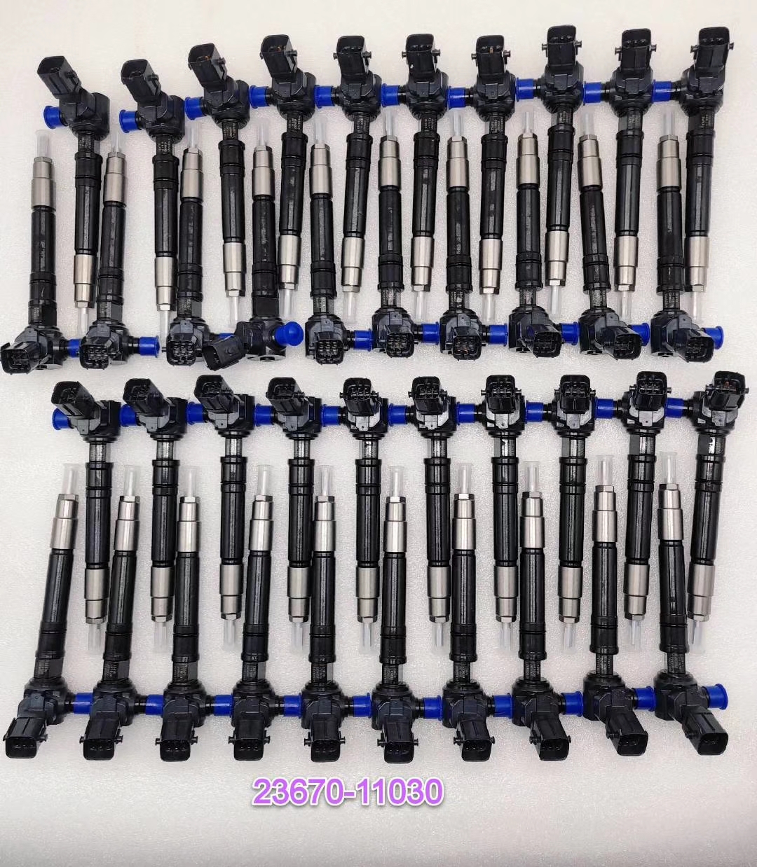 diesel fuel common rail injector  295900-0210  23670-30450 for Hilux 2KD for toyota