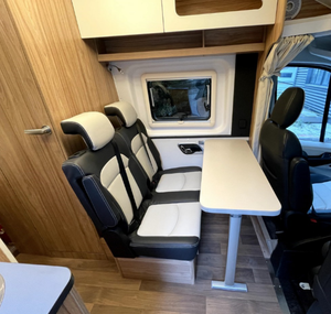 <span class=keywords><strong>Camping</strong></span>-<span class=keywords><strong>Car</strong></span> Modèle B avec <span class=keywords><strong>Moteur</strong></span> 2.0T 6AT, Panneau Solaire 400W : Conquérez au-delà de la Route - Product Image 3