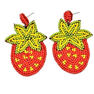 Boucles d'oreilles pendantes en perles motif panda de dessin animé, rouge, bleu, blanc et multicolores, unisexes, bijoux tendance uniques de qualité supérieure, cadeaux de mariage pour femme - Product Image 2