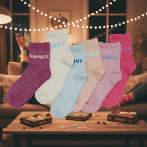 Chaussettes pour femmes en jacquard à fil d'argent de luxe personnalisées, chaussettes en coton colorées avec paillettes, chaussettes tendance brillantes - Product Image 2