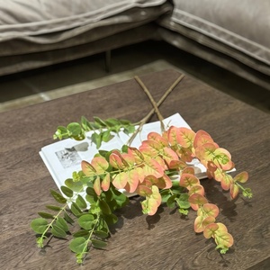 Piante Artificiali di Eucalipto a Cinque Bracci Stampate in 3D per Decorazioni Matrimoniali, Fiori in Seta per Interni di Hotel e Casa - Product Image 3