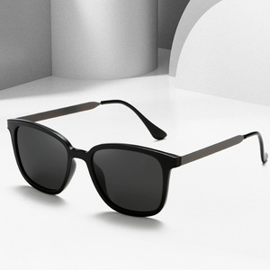 Lunettes de soleil unisexes à monture intégrale en métal TR, verres TAC, protection UV400, style été 2022 - Product Image 2