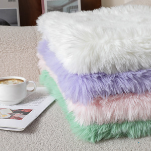 <span class=keywords><strong>Tela</strong></span> <span class=keywords><strong>de</strong></span> Piel Sintética <span class=keywords><strong>de</strong></span> Conejo <span class=keywords><strong>de</strong></span> <span class=keywords><strong>Pelo</strong></span> <span class=keywords><strong>Largo</strong></span>, 100% Poliéster, Tejido <span class=keywords><strong>de</strong></span> Punto, Tinte Liso, Suave y Afelpado, para Mantas <span class=keywords><strong>de</strong></span> Invierno - Product Image 1