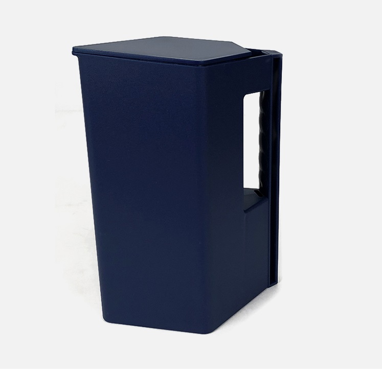 Чайник авиакомпании Plastice