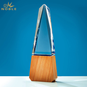 Noble-Base <span class=keywords><strong>de</strong></span> madera <span class=keywords><strong>de</strong></span> vidrio grabado, fabricante, regalo deportivo, logotipo personalizado, Bola <span class=keywords><strong>de</strong></span> mano, trofeo, premios, artesanía - Product Image 2