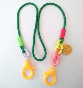 Cadena de Seguridad para Mascarillas Infantiles, Diseño de Cara Sonriente, Antipérdida, de Plástico Acrílico, Práctica y Segura - Product Image 4