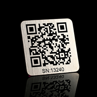 Étiquettes métalliques personnalisées en acier inoxydable et aluminium, gravées au laser avec codes QR, codes-barres, codes d'identification, codes de localisation, plaques signalétiques avec votre logo de marque