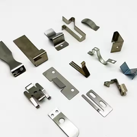 Pièces d'estampage en métal de haute qualité en acier inoxydable support de cadre de plaque d'immatriculation de voiture Clips de plaque d'immatriculation de remorque