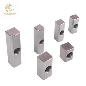 Pièces de moule d'estampage de précision Clés plates de positionnement LK avec trou Pièces de matrice d'estampage pour diverses clés de réglage de spécification - Product Image 5