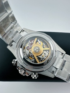 Montre de plongée de haute qualité avec mouvement mécanique, bracelet en acier inoxydable, verre saphir, cadran à aiguilles, couleur carbone, cadran ajouré, 40 mm - Product Image 3