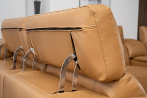 Ensemble de meubles de salon de luxe moderne, nouveau design, en forme de L avec porte-gobelets USB, fonction cuir, 1060 fonction porte-gobelets - Product Image 6