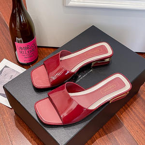 Sandales en cristal pour femmes, idéales pour l'été et le commerce international, à porter avec une tongs droite, décontractées et confortables - Product Image 1