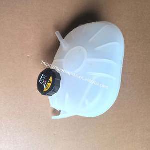 Suku Cadang Mobil Berkualitas Tinggi 25430 F2400 Rakitan Tangki Radiator Mobil Reservoir Avante I30 25430F2400 25430-F2400 untuk Hyundai Kia - Product Image 4