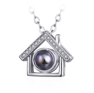 Regalo romantico <span class=keywords><strong>per</strong></span> <span class=keywords><strong>lei</strong></span> <span class=keywords><strong>ti</strong></span> <span class=keywords><strong>amo</strong></span> in 100 lingue collana casa cuore amore ciondolo luce di proiezione collane - Product Image 3