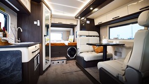 SAIC MAXUS H90 RV 2024 3.0T Caravane avec générateur, panneau solaire, climatisation, salle de bain privée, lave-linge, micro-ondes, réfrigérateur - Product Image 4