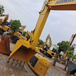 Excavatrice sur chenilles hydraulique Komatsu PC200-8 d'occasion en bon état avec moteur, pompe, engrenage, boîte de vitesses, PLC, roulement essentiels - Product Image 3