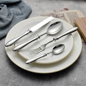 Ensemble de couverts rétro en acier inoxydable 304 allemand, couteau à steak, cuillère à dessert, acier inoxydable haut de gamme pour <span class=keywords><strong>restaurant</strong></span> - Product Image 5
