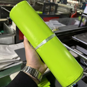 Offre Spéciale – Sacs d'expédition personnalisés en polyéthylène vert, enveloppes postales auto-adhésives en plastique avec logo - Product Image 4