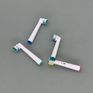 Têtes de <span class=keywords><strong>brosse</strong></span> orale pour adulte Têtes de <span class=keywords><strong>brosse</strong></span> orale remplaçables pour <span class=keywords><strong>B</strong></span> <span class=keywords><strong>io</strong></span> series <span class=keywords><strong>9</strong></span> <span class=keywords><strong>oral</strong></span>-<span class=keywords><strong>b</strong></span> pro cross action tête de <span class=keywords><strong>brosse</strong></span> <span class=keywords><strong>à</strong></span> dents électrique - Product Image 2